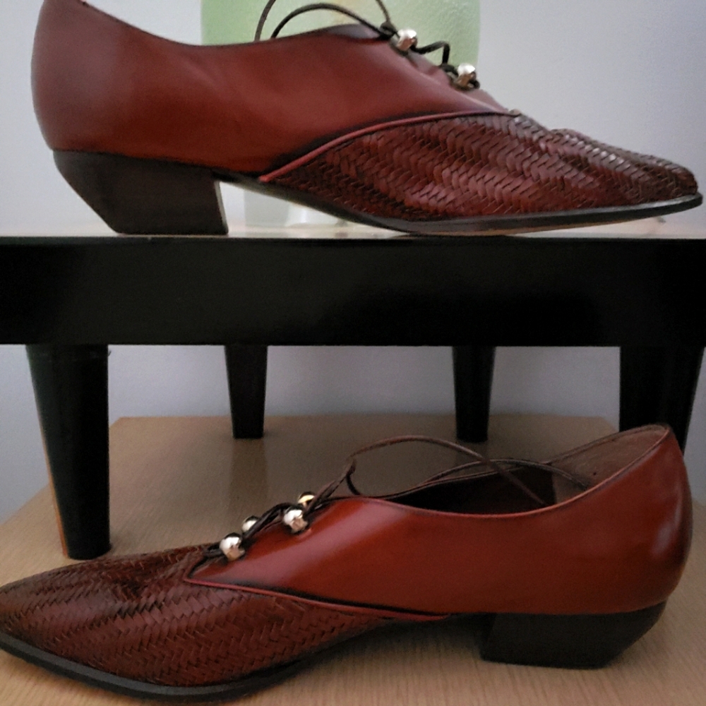 VINTAGE PREVATA brown leather oxford (9.5AA)